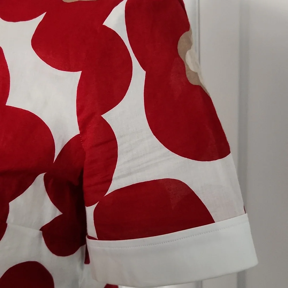 Dolce & Gabbana Red and White Cuffed Sleeve Button Down Shirt Size 42, 6US - Picture 4 of 10